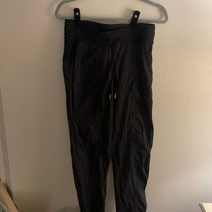 Lululemon dance studio jogger black size 6